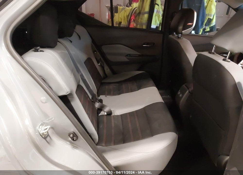 2024 NISSAN KICKS SR XTRONIC CVT VIN: 3N1CP5DV6RL497201