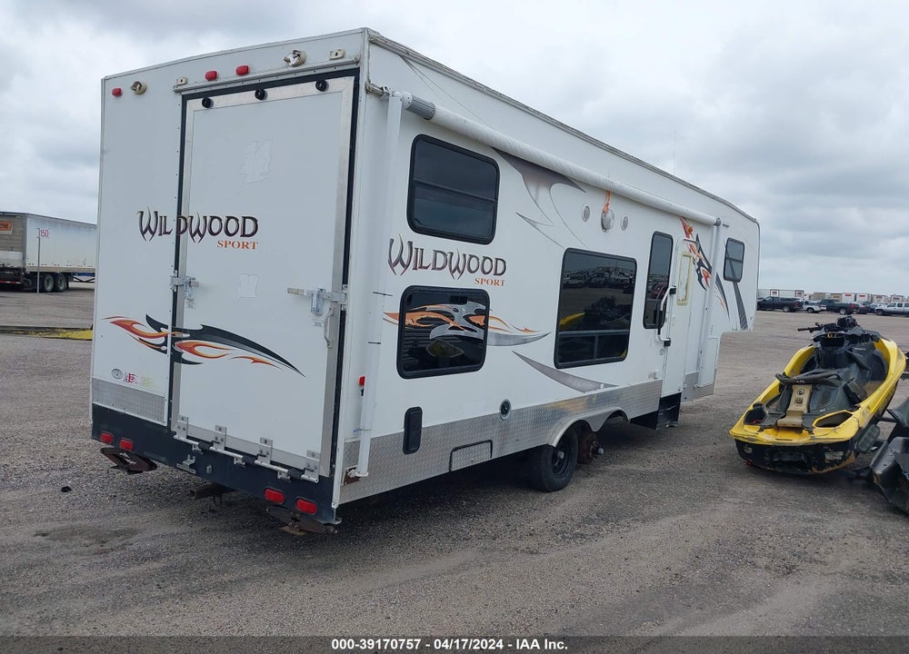 2009 WILDWOOD 266FLSRV VIN: 4X4FWTB249M049579
