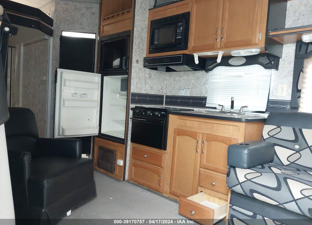 2009 WILDWOOD 266FLSRV VIN: 4X4FWTB249M049579