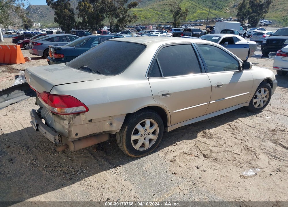 2002 HONDA ACCORD 2.3 EX/2.3 SE VIN: JHMCG668X2C007806