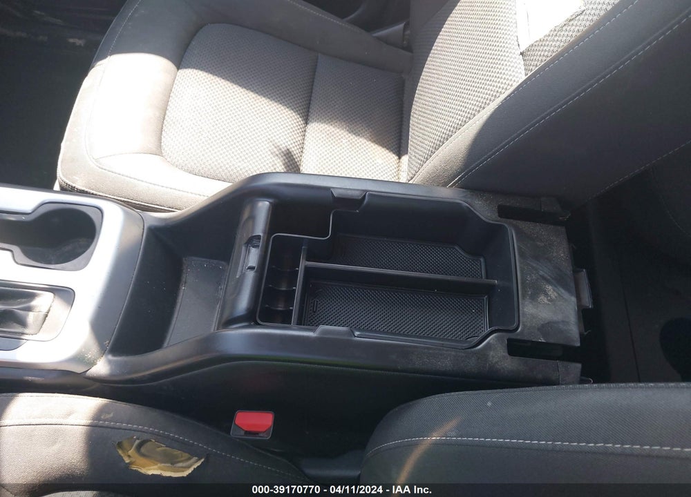 2018 CHEVROLET COLORADO LT VIN: 1GCHSCEA7J1253165