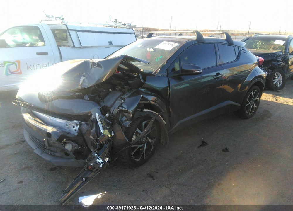 2018 TOYOTA C-HR XLE PREMIUM VIN: NMTKHMBX0JR017848