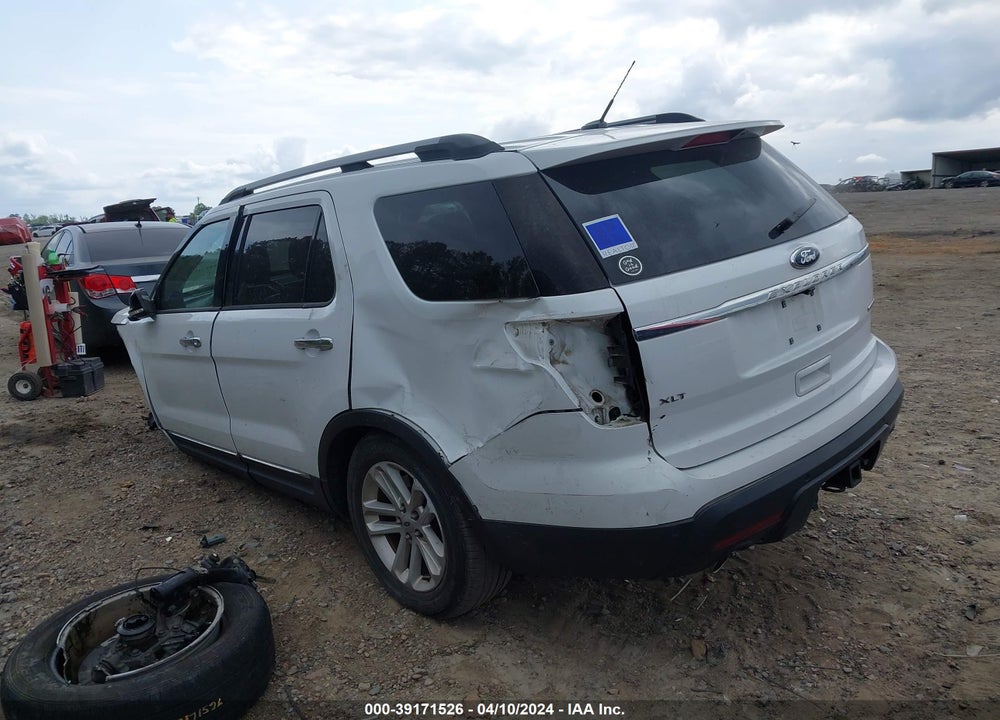 2015 FORD EXPLORER XLT VIN: 1FM5K7D89FGB06533
