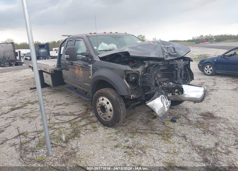 2017 FORD F-550 CHASSIS XLT VIN: 1FD0X5GT1HEC87268