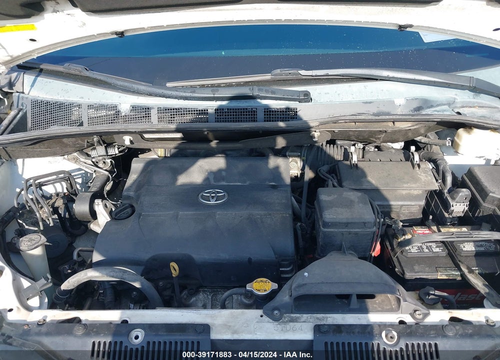2014 TOYOTA SIENNA VIN: 5TDKK3DC6ES448384