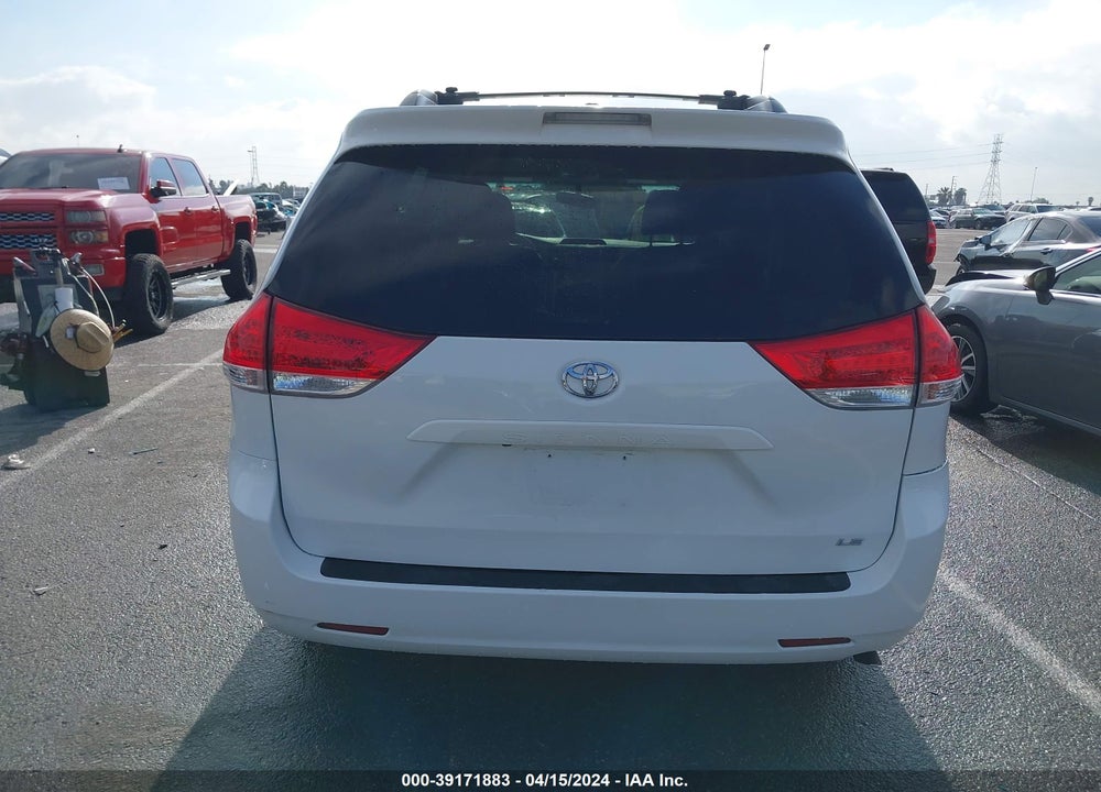 2014 TOYOTA SIENNA VIN: 5TDKK3DC6ES448384