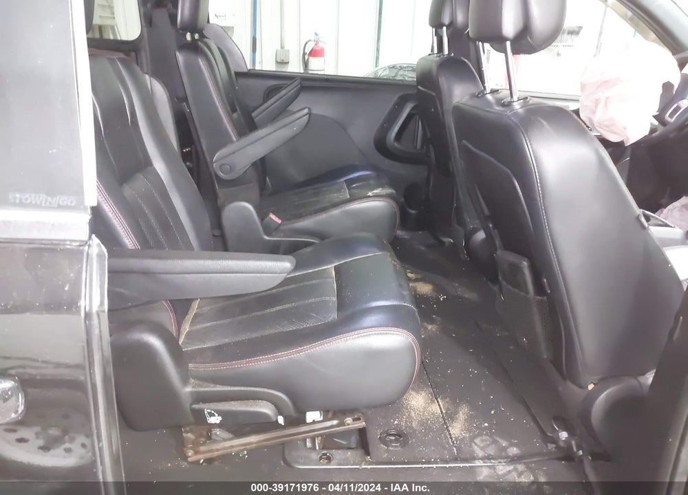 2011 DODGE GRAND CARAVAN R/T VIN: 2D4RN7DG0BR742063