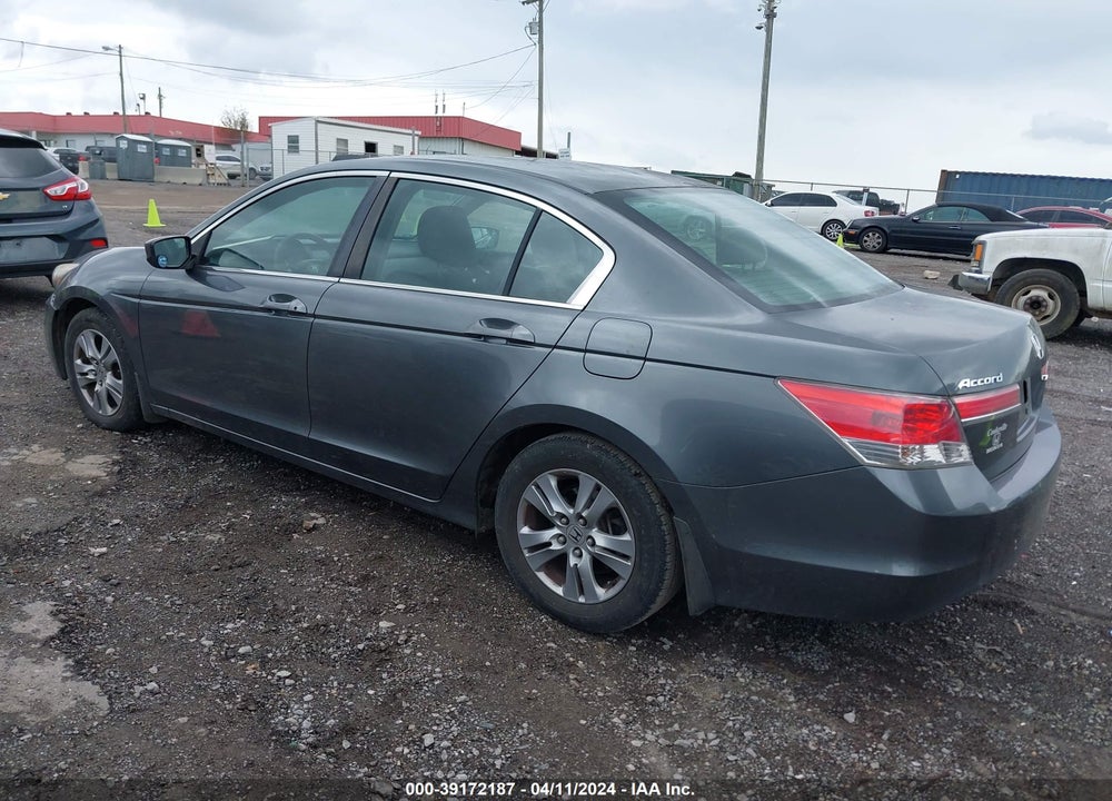 2011 HONDA ACCORD 2.4 SE VIN: 1HGCP2F64BA131995