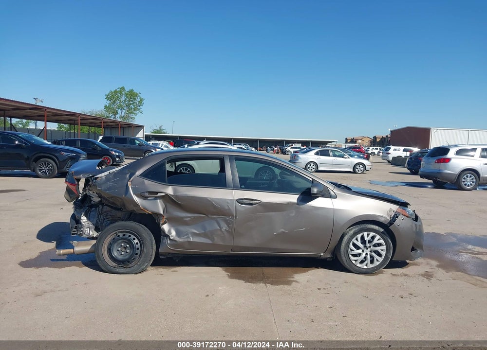 2017 TOYOTA COROLLA LE VIN: 5YFBURHE1HP685225