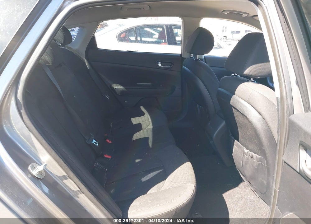 2016 KIA OPTIMA LX VIN: 5XXGT4L37GG076519