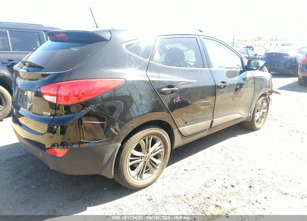 2015 HYUNDAI TUCSON SE VIN: KM8JUCAG2FU099956