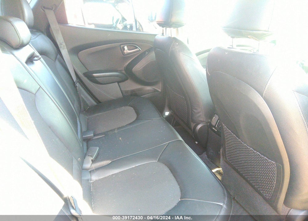 2015 HYUNDAI TUCSON SE VIN: KM8JUCAG2FU099956