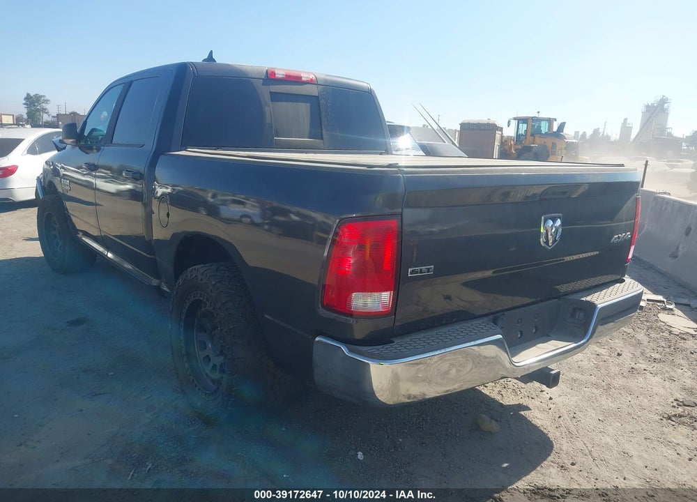 2019 RAM 1500 CLASSIC SLT 4X4 5'7 BOX VIN: 1C6RR7LT3KS605933