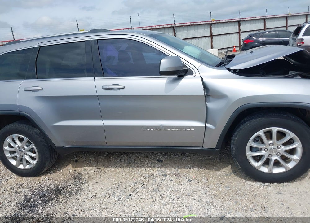 2015 JEEP GRAND CHEROKEE LAREDO VIN: 1C4RJFAG4FC650931