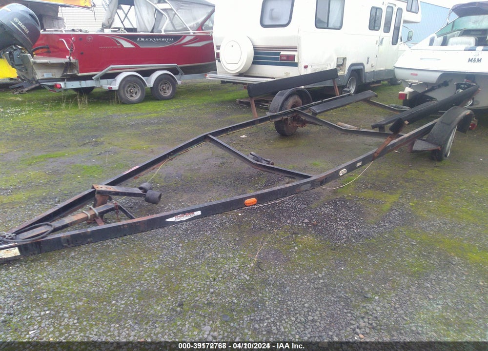 1985 TRAIL RITE 18 VIN: BCC80080H48500000