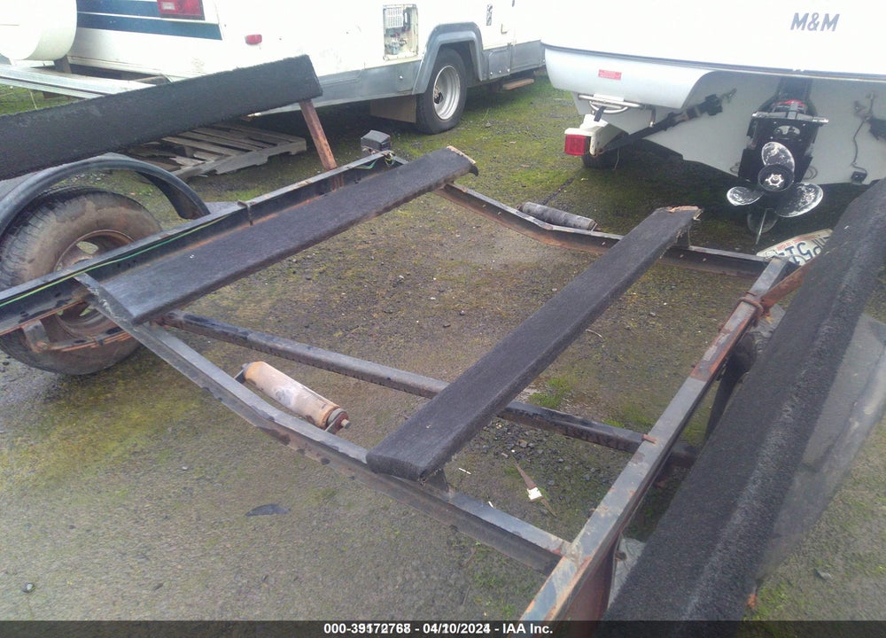 1985 TRAIL RITE 18 VIN: BCC80080H48500000