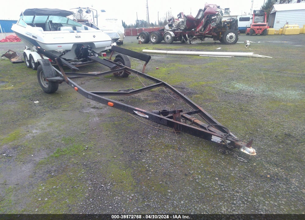 1985 TRAIL RITE 18 VIN: BCC80080H48500000