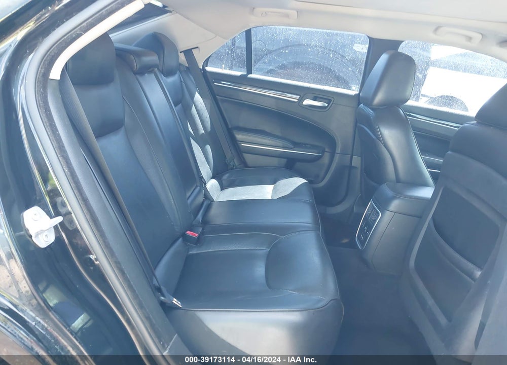 2017 CHRYSLER 300C VIN: 2C3CCAEGXHH630913