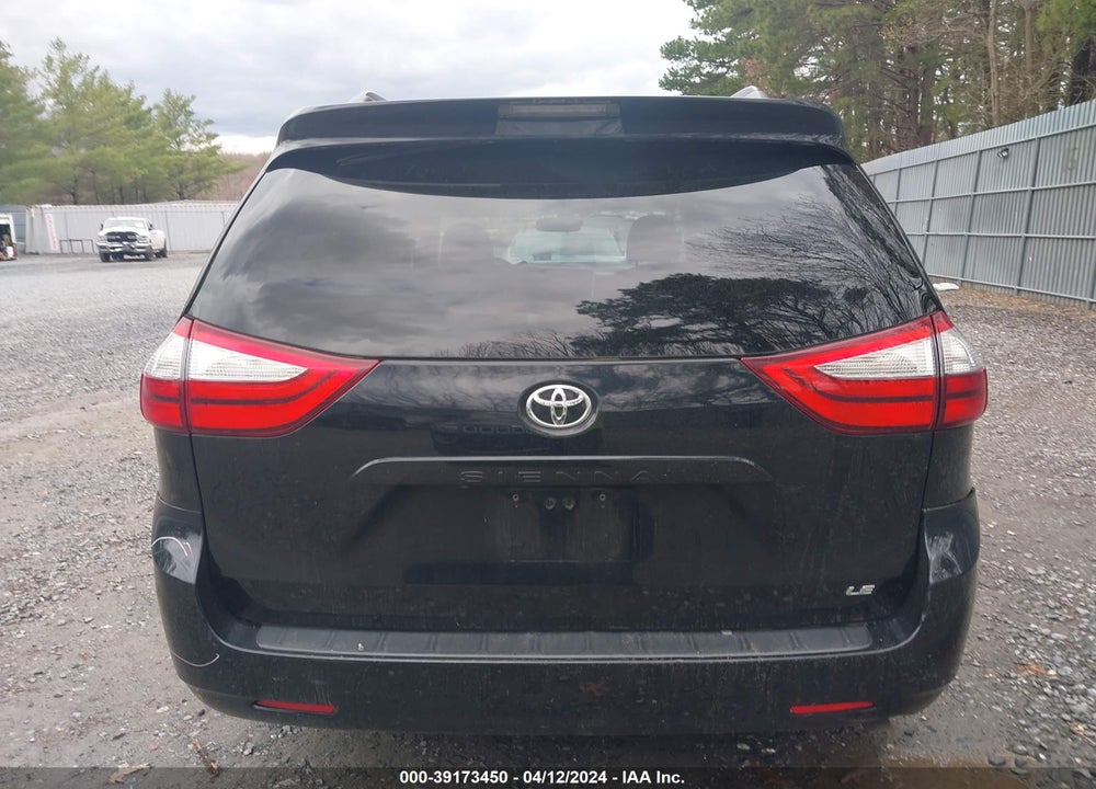 2015 TOYOTA SIENNA LE 8 PASSENGER VIN: 5TDKK3DC9FS655904