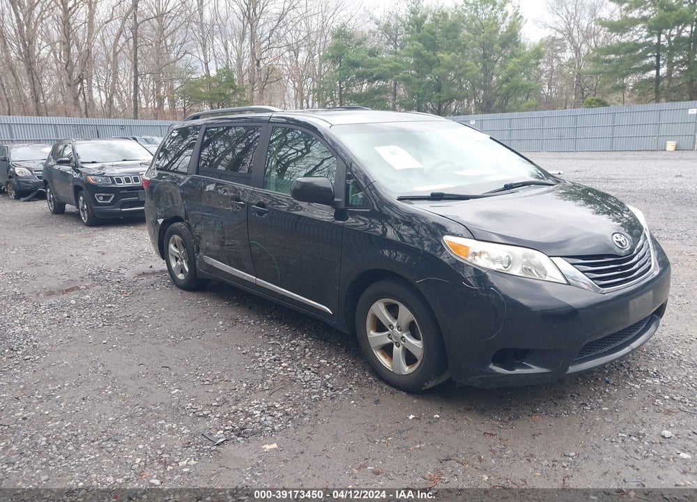 2015 TOYOTA SIENNA LE 8 PASSENGER VIN: 5TDKK3DC9FS655904