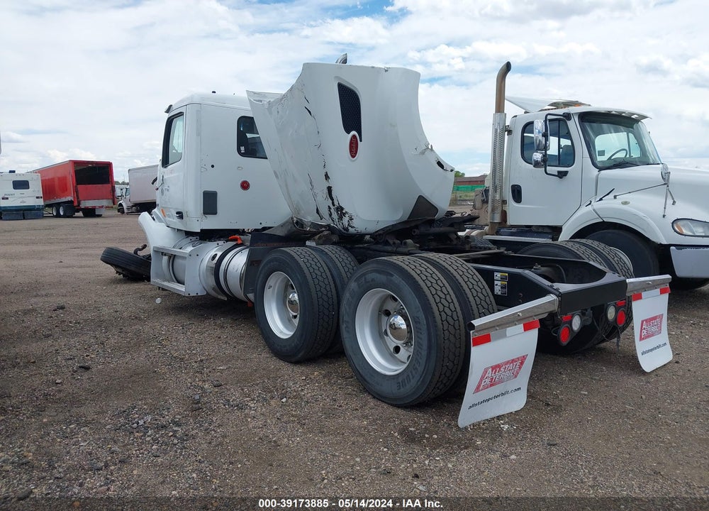 2018 PETERBILT 579 VIN: 1XPBDP9X7JD476714