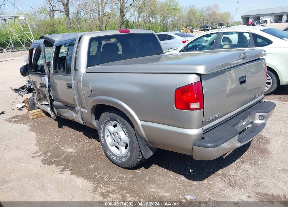 2004 CHEVROLET S-10 LS VIN: 1GCDT13X74K111419