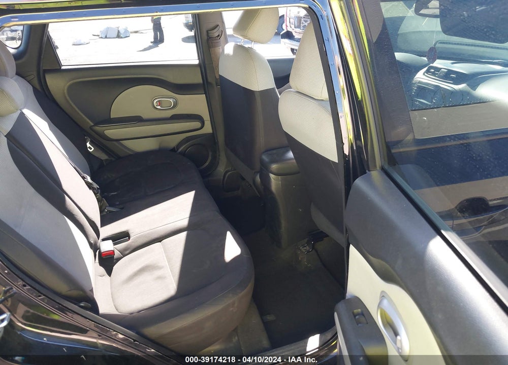 2016 KIA SOUL VIN: KNDJN2A20G7398281