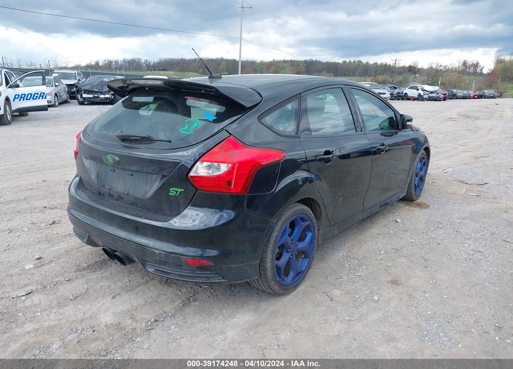 2013 FORD FOCUS ST VIN: 1FADP3L94DL356020