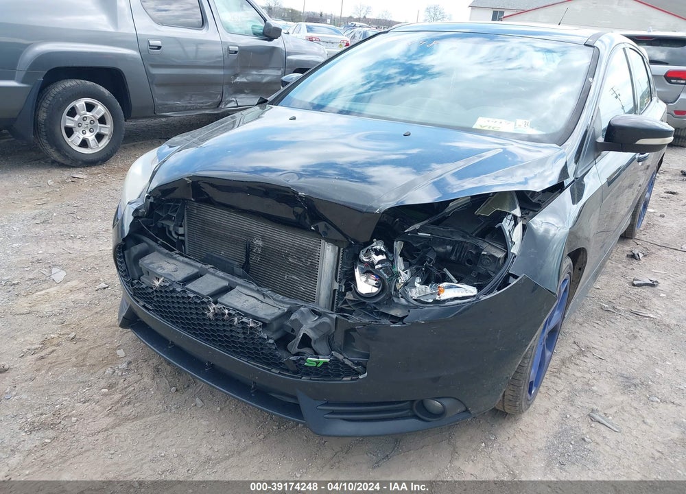 2013 FORD FOCUS ST VIN: 1FADP3L94DL356020