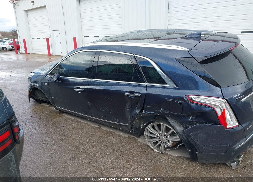 2018 CADILLAC XT5 LUXURY VIN: 1GYKNDRS2JZ240972