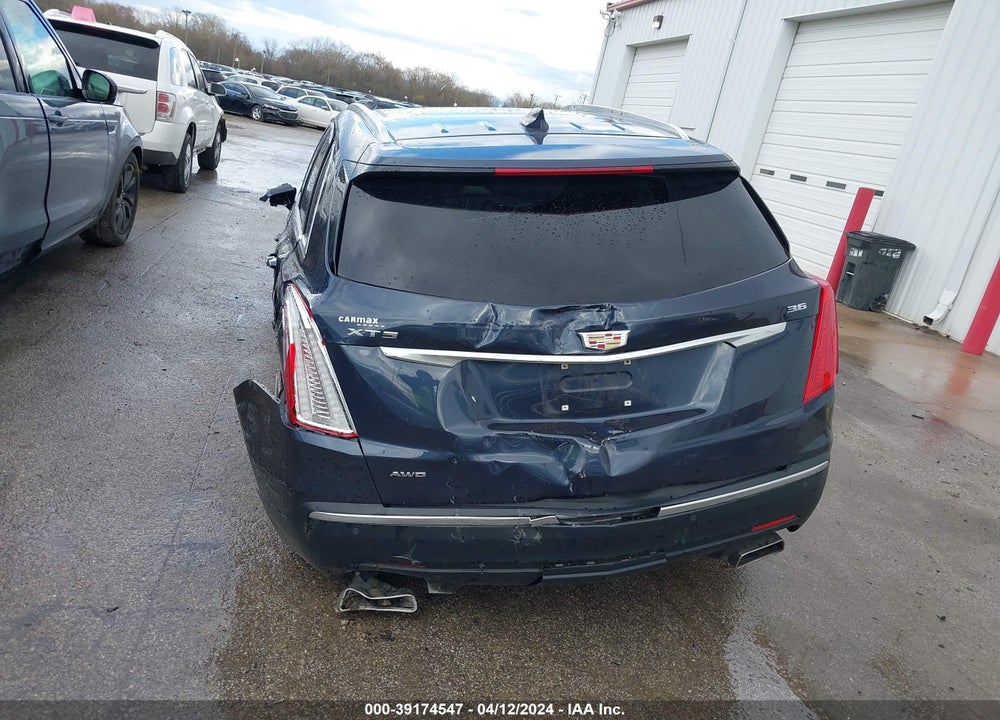 2018 CADILLAC XT5 LUXURY VIN: 1GYKNDRS2JZ240972