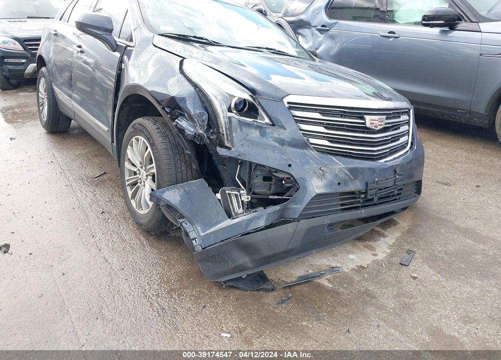 2018 CADILLAC XT5 LUXURY VIN: 1GYKNDRS2JZ240972