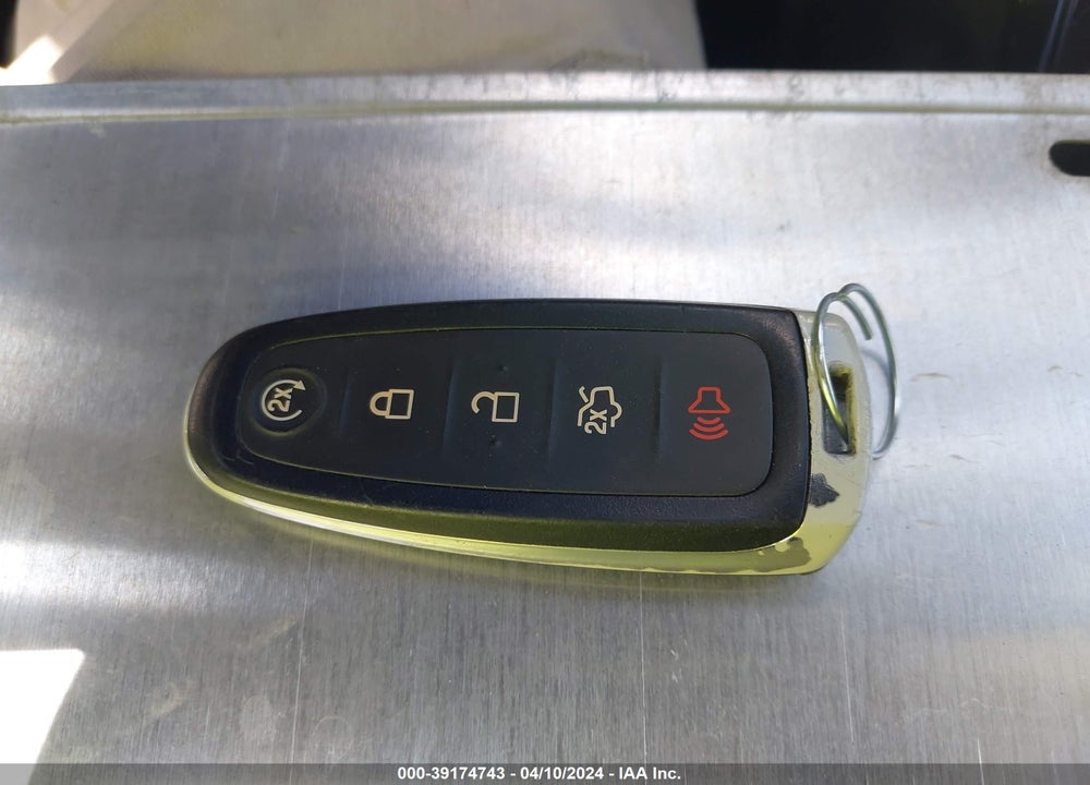 2016 FORD ESCAPE TITANIUM VIN: 1FMCU0JX8GUA08021