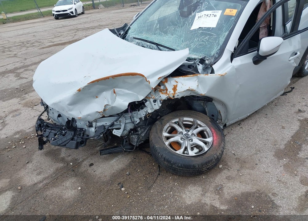 2021 MAZDA CX-3 VIN: JM1DKFB78M1501484