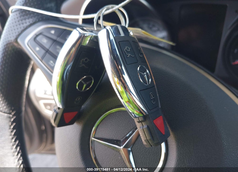 2019 MERCEDES-BENZ GLC 300 VIN: WDC0G4JB2KV139355