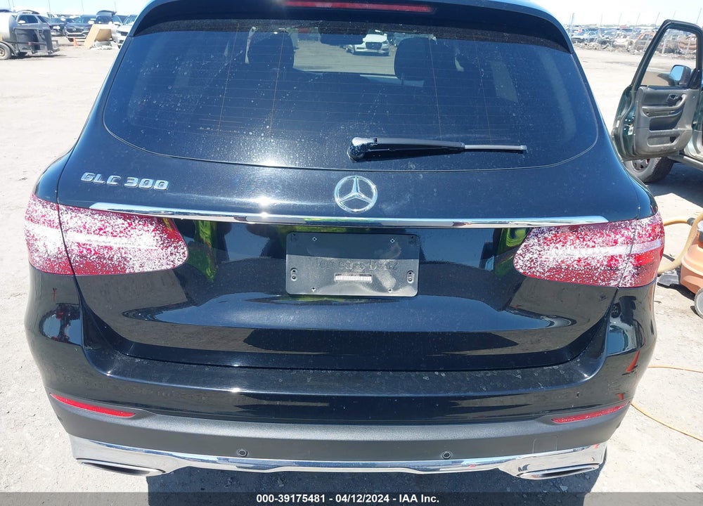 2019 MERCEDES-BENZ GLC 300 VIN: WDC0G4JB2KV139355
