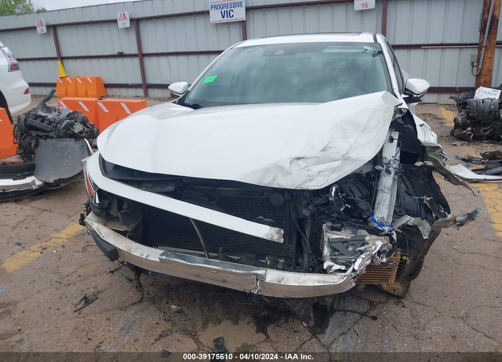 2019 HONDA INSIGHT TOURING VIN: 19XZE4F90KE019583