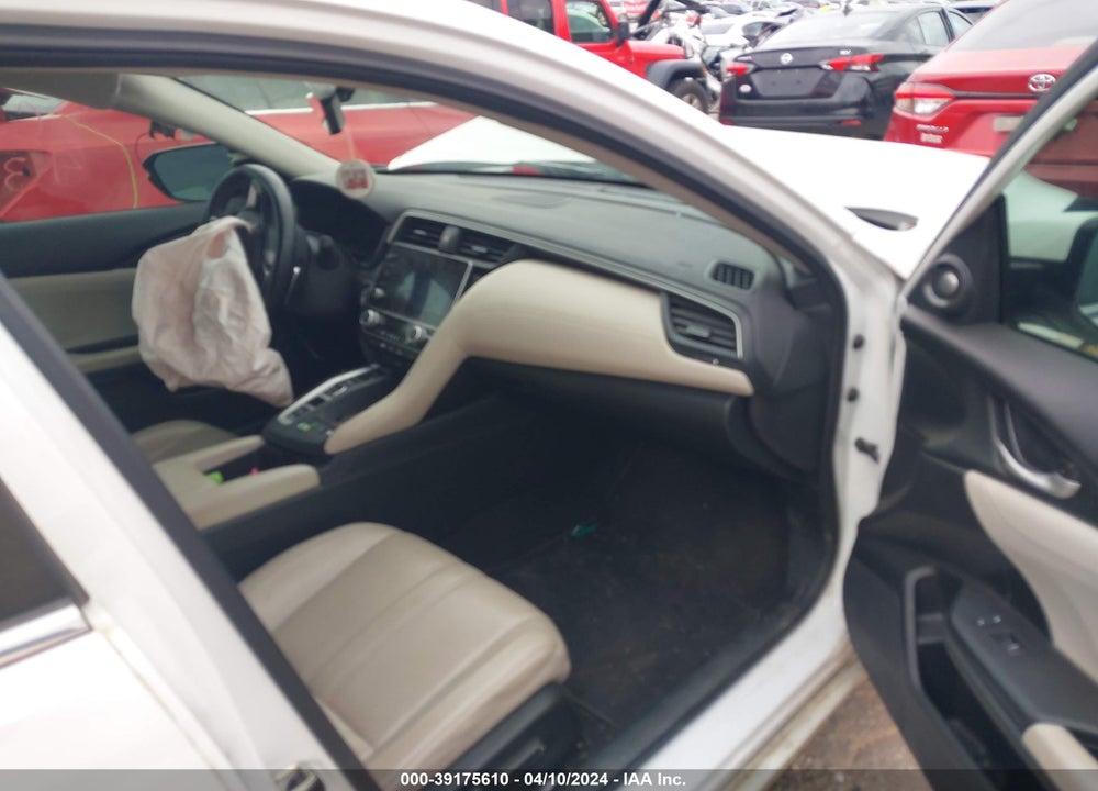 2019 HONDA INSIGHT TOURING VIN: 19XZE4F90KE019583