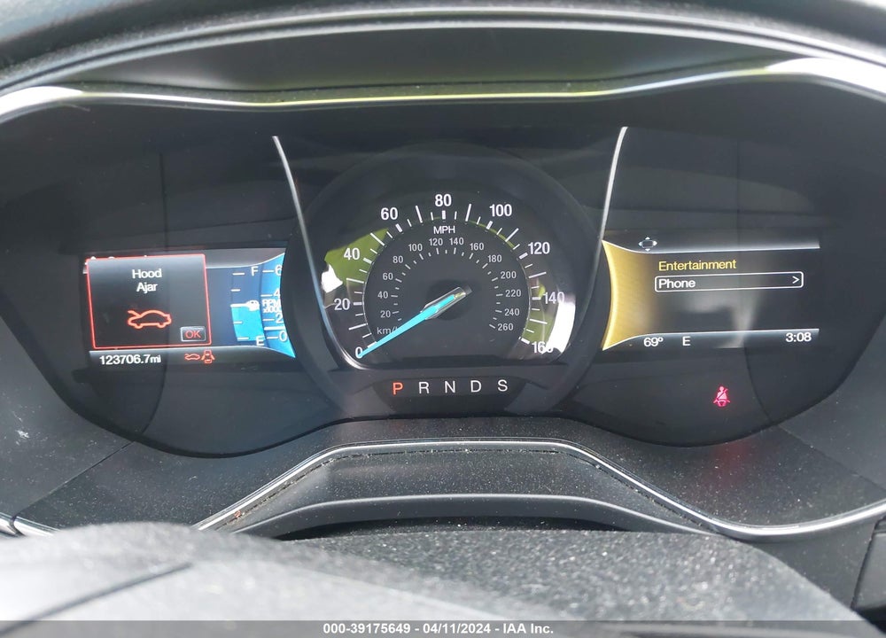 2018 FORD FUSION TITANIUM VIN: 3FA6P0D90JR131922