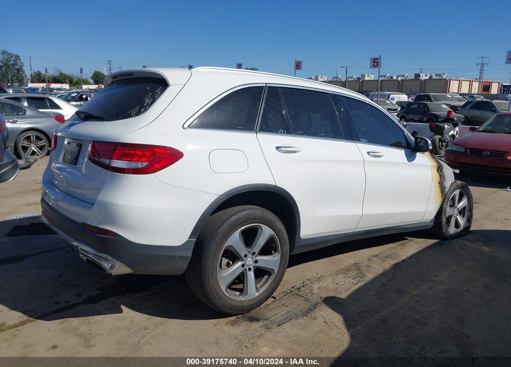 2016 MERCEDES-BENZ GLC 300 VIN: WDC0G4JB1GF065427