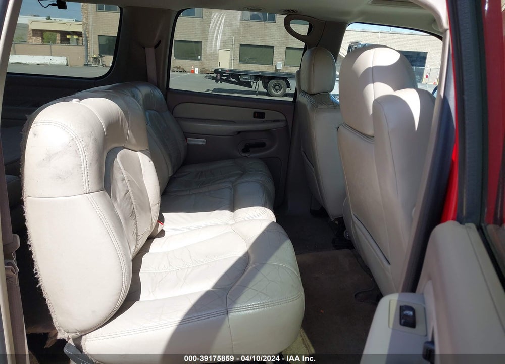 2001 CHEVROLET SUBURBAN 1500 LT VIN: 1GNFK16T41J235919
