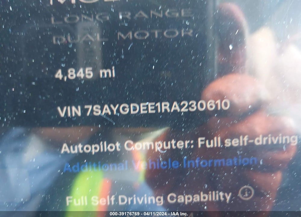 2024 TESLA MODEL Y LONG RANGE DUAL MOTOR ALL-WHEEL DRIVE VIN: 7SAYGDEE1RA230610