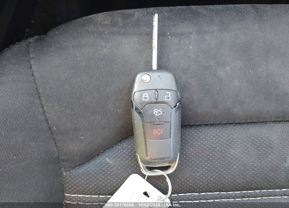 2015 FORD FUSION SE VIN: 3FA6P0H72FR144753