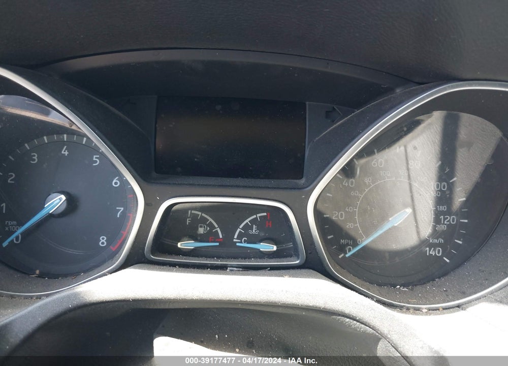 2015 FORD FOCUS SE VIN: 1FADP3K24FL277017
