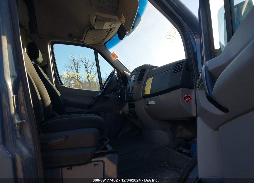 2018 MERCEDES-BENZ SPRINTER 2500 STANDARD ROOF V6 VIN: WD3PE7CD2JP622447