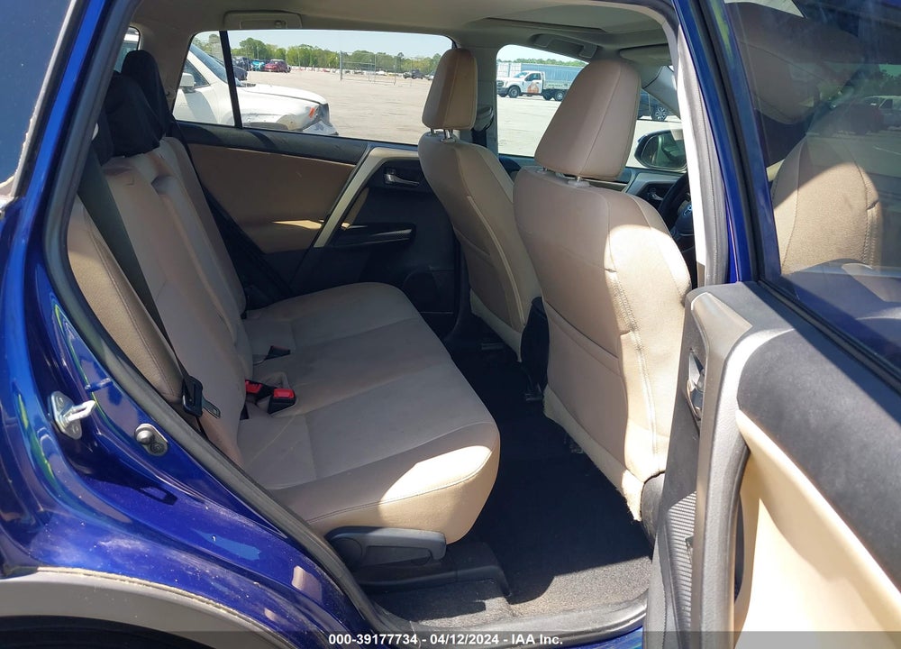 2015 TOYOTA RAV4 XLE VIN: 2T3WFREVXFW226455