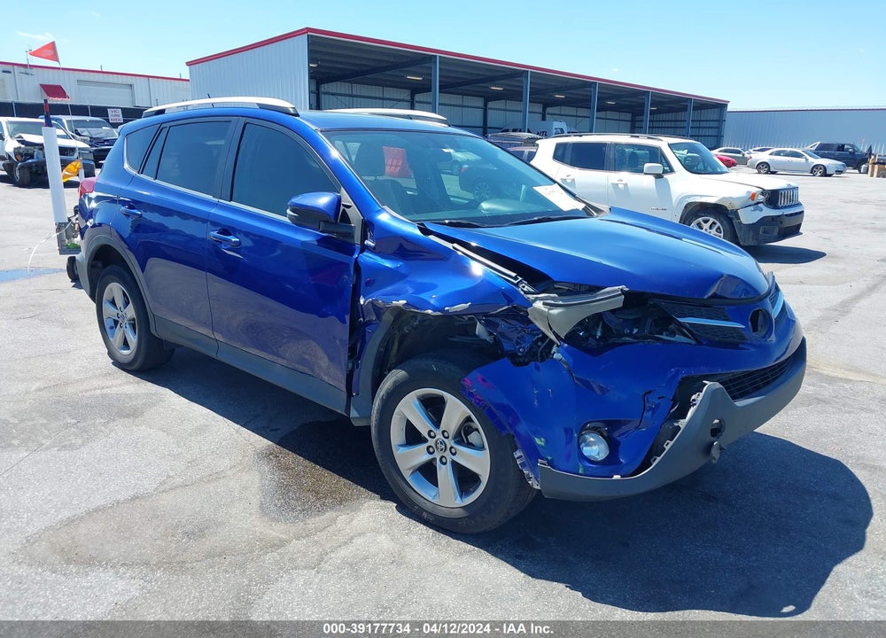 2015 TOYOTA RAV4 XLE VIN: 2T3WFREVXFW226455