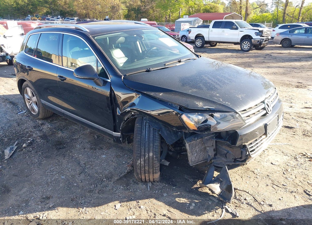 2011 VOLKSWAGEN TOUAREG TDI LUX VIN: WVGFK9BPXBD002767