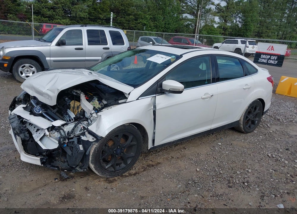 2014 FORD FOCUS TITANIUM VIN: 1FADP3J2XEL270136