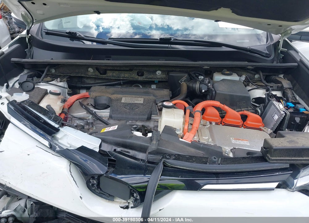 2018 TOYOTA RAV4 HYBRID XLE VIN: JTMRJREVXJD251714